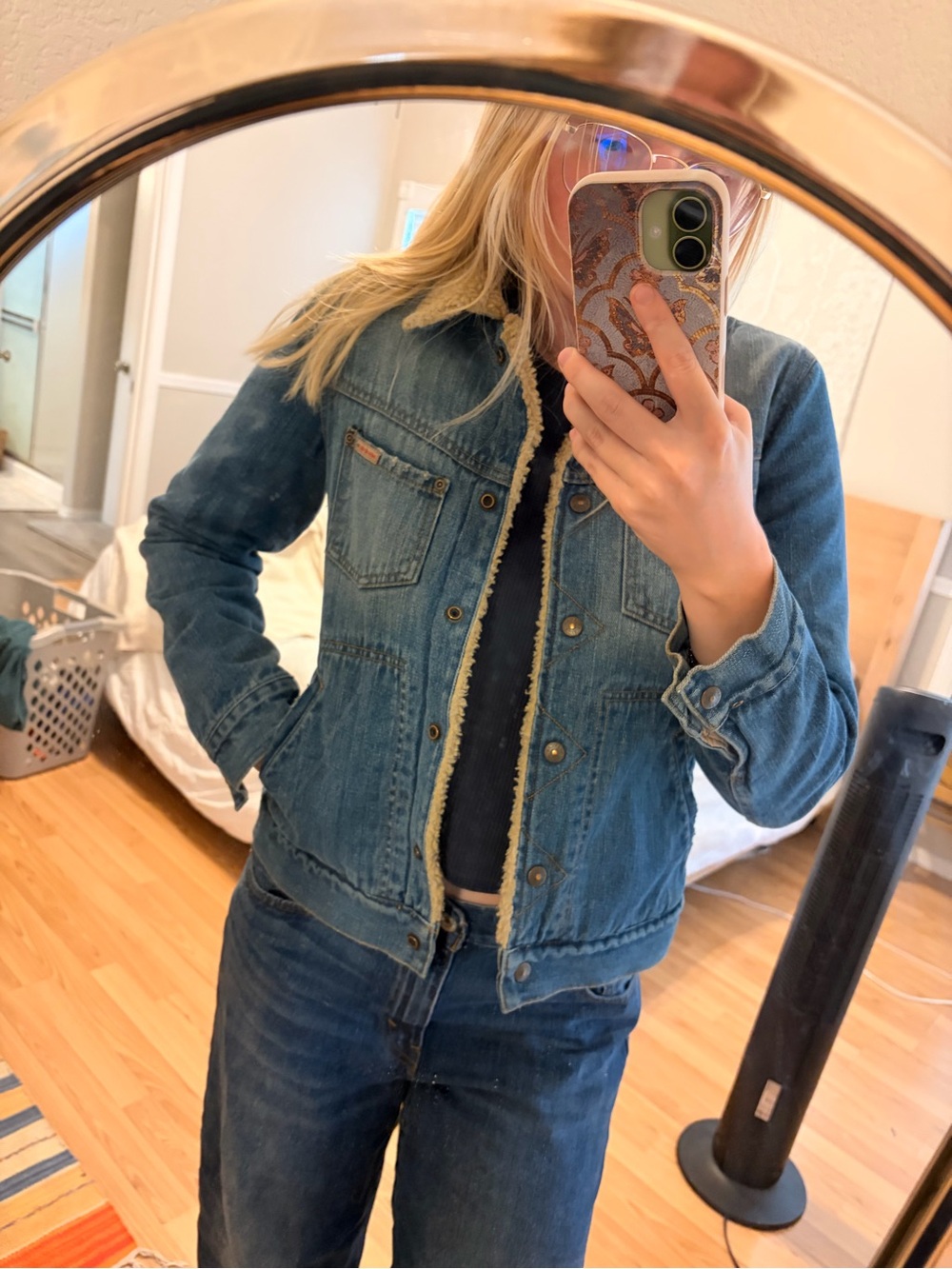 Vintage Western American Eagle Outfitters Blue Denim Sherpa-Lined Jacket